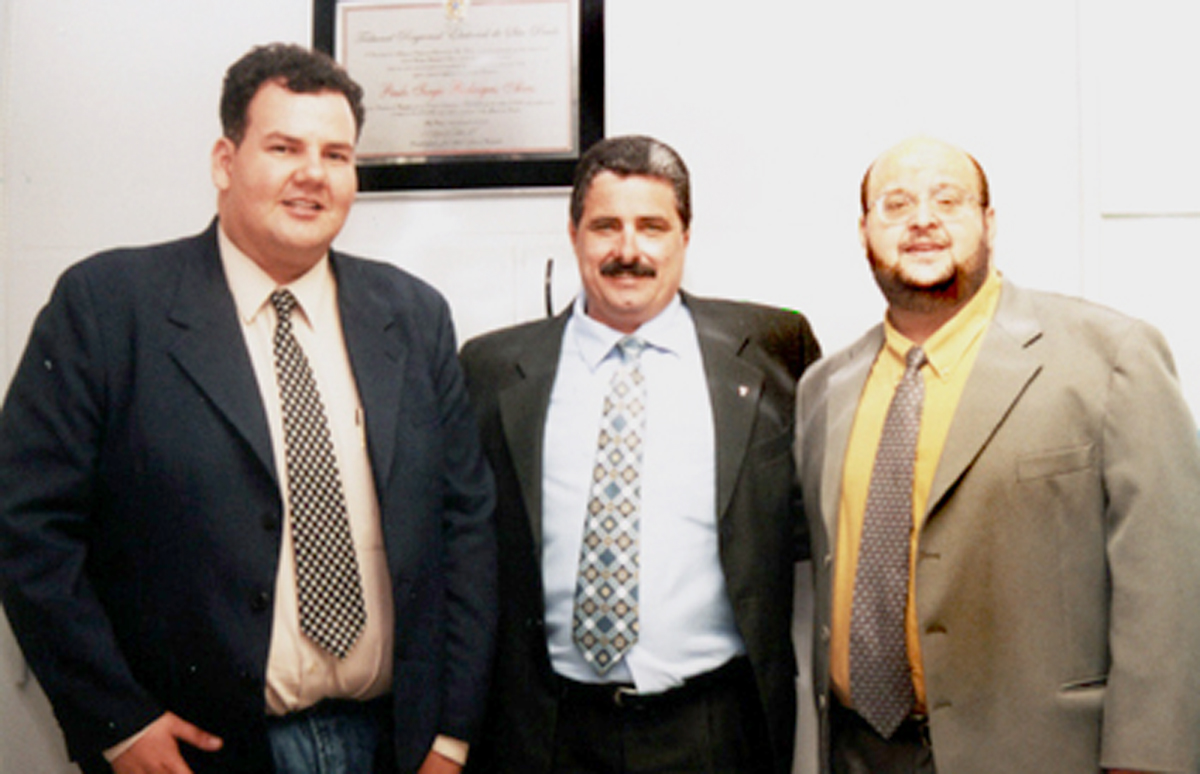 Andr Reche, deputado Paulo Sergio, Adauto Luiz Reis<a style='float:right;color:#ccc' href='https://www3.al.sp.gov.br/repositorio/noticia/03-2008/p sergio liberadas vervas dez.05.jpg' target=_blank><i class='bi bi-zoom-in'></i> Clique para ver a imagem </a>